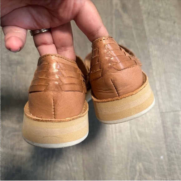 Ariat Women's Tan Leather Slip-On Shoes - Picture 3 of 5